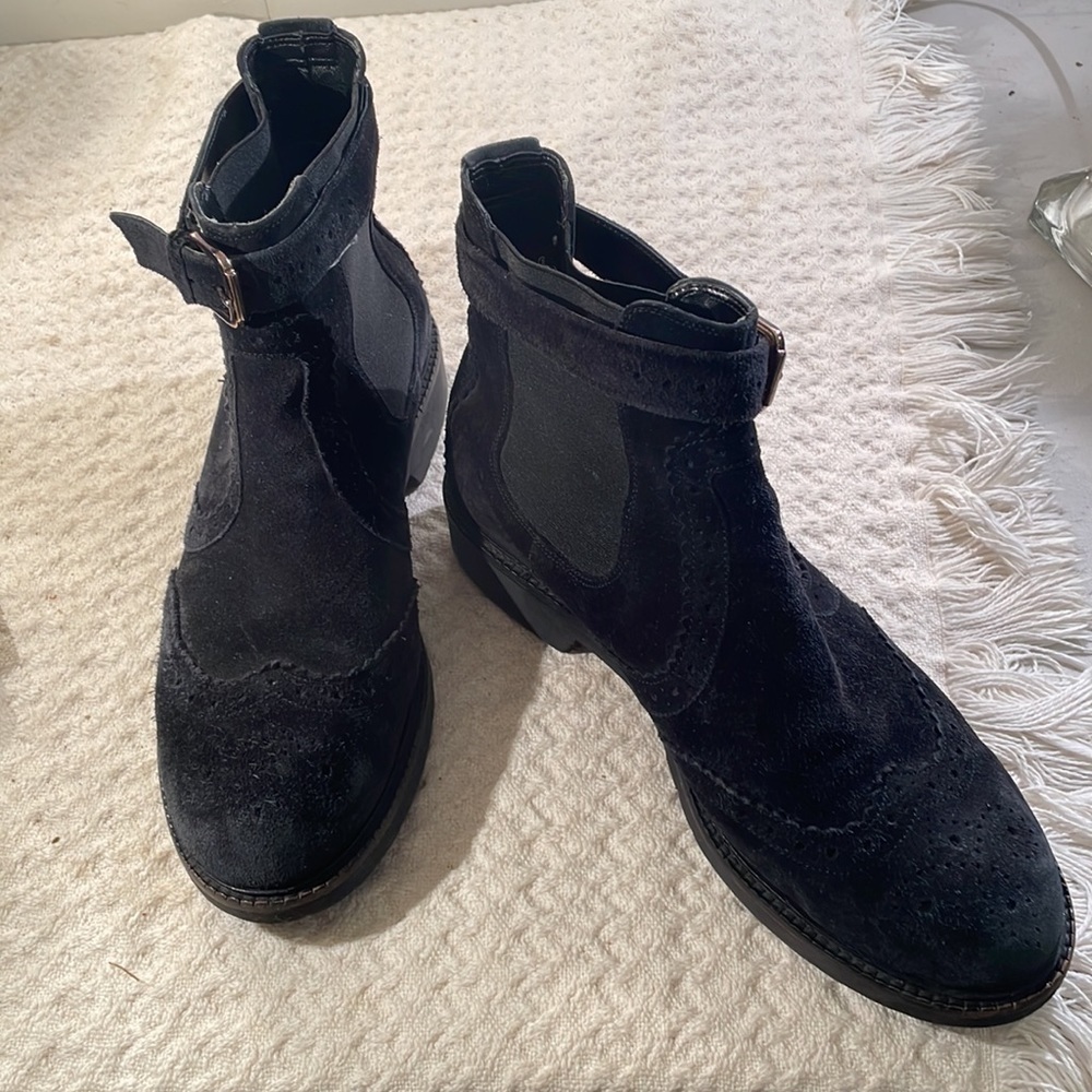 KURT Geiger Black Suede Chelsea Brogue Boots w Ankle Buckle